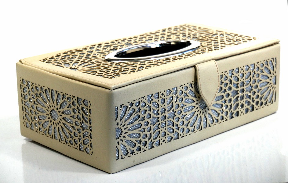 Boîte à mouchoirs décorative en cuir de fabrication artisanale marocaine de  couleur beige