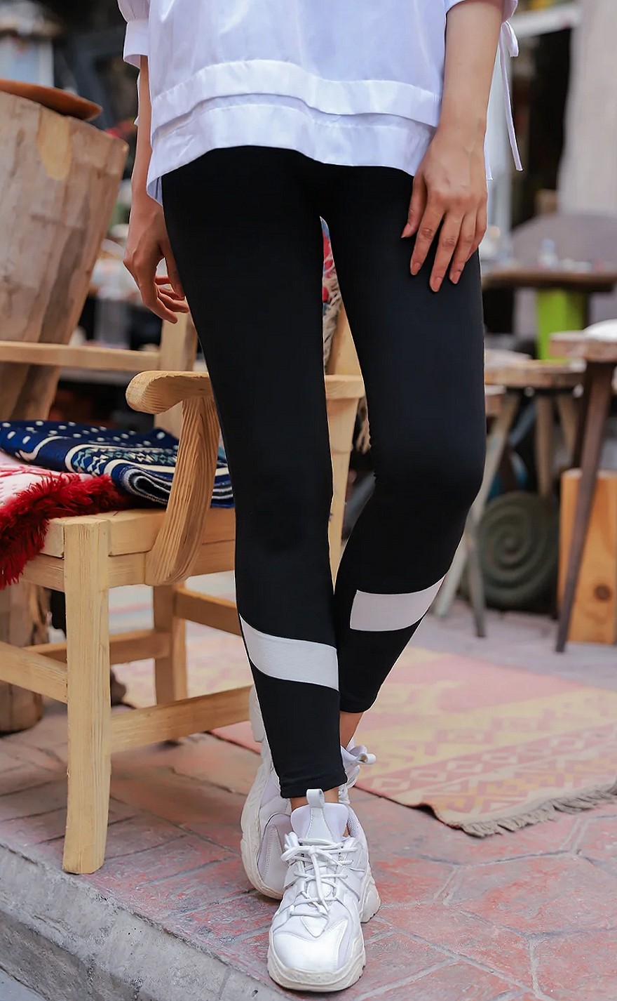 Legging sport pour femme - Pantalon moulant à bande - Couleur Noir - Prêt à  porter et accessoires