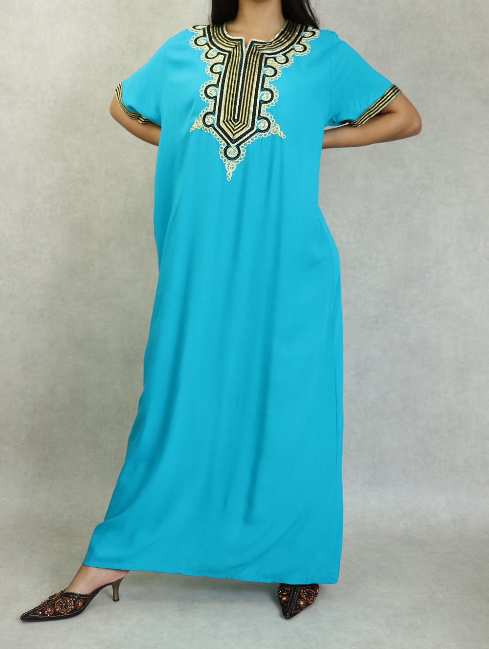 Robe orientale longue pour femme avec broderies dorées - Couleur bleu  turquoise