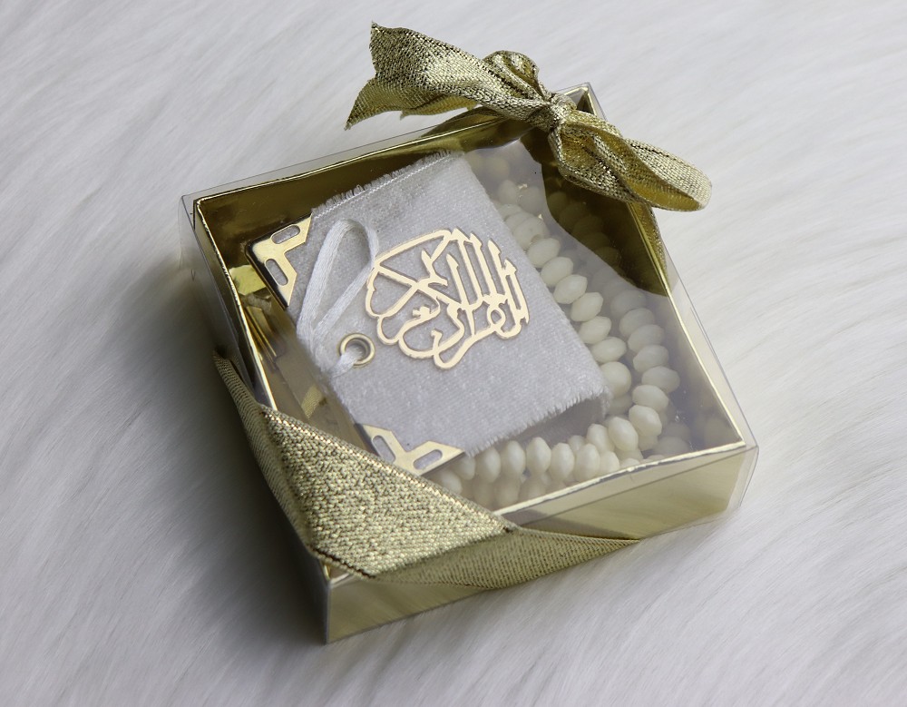 Coffret Cadeau Ramadan Kareem : Boite cadeau avec Tapis et Chapelet  deluxe assorti - Couleur Blanc Doré