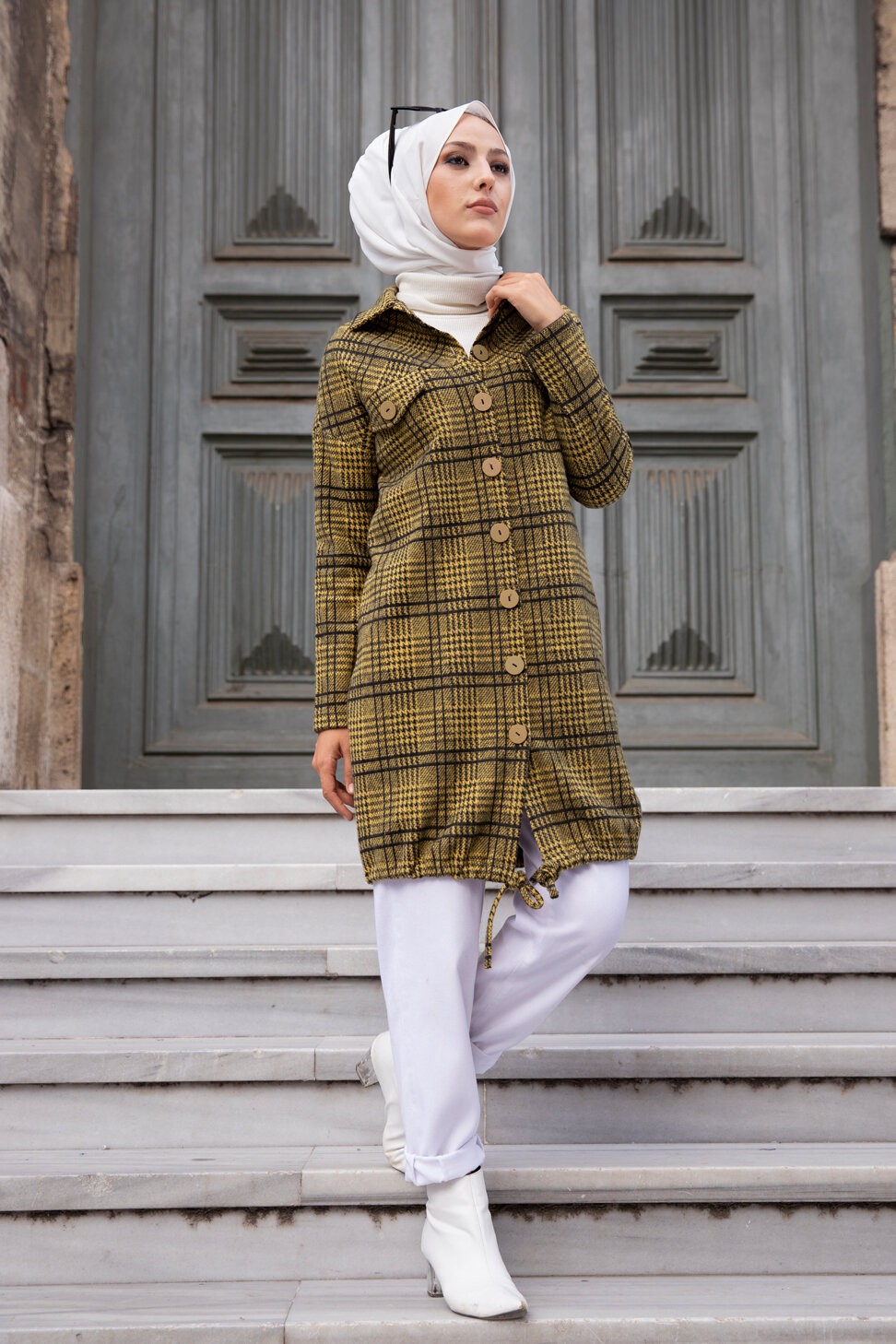 Tunique longue boutonnée à carreaux pour femme (Vetement Hijab  Automne-Hiver) - Couleur noir