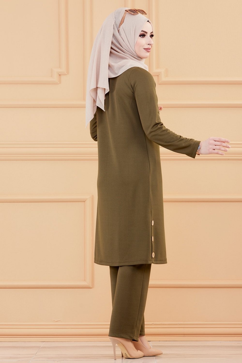 Ensemble tunique à boutons et pantalon assorti pour femme (Vetement mastour  pour hijab) - Couleur kaki - Prêt à porter et accessoires sur