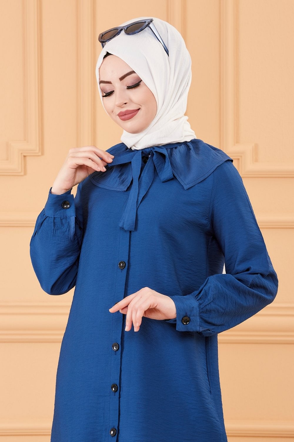 Chemise à froufrou (Vetement femme voilée en ligne) - Couleur bleu pétrole