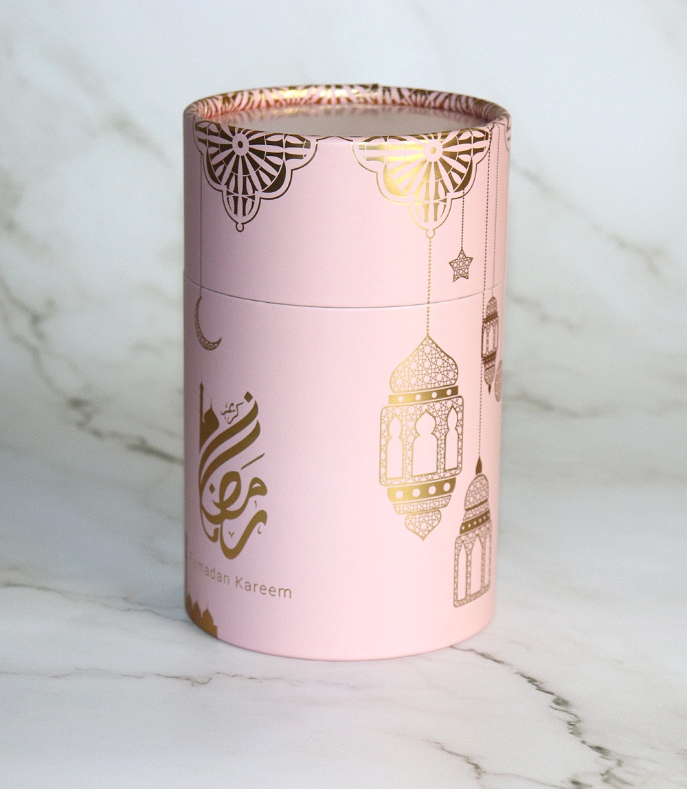 Boite dorée avec pompon et son tapis assorti (idée coffrets cadeaux  musulmans) - Couleur Rose clair